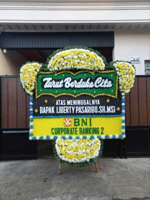 Papan Bunga Duka di Satimpo